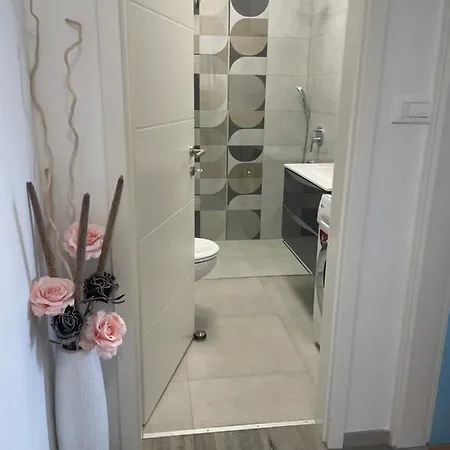 Spacious New App For 5 Persons, Close Beach&city * Porec