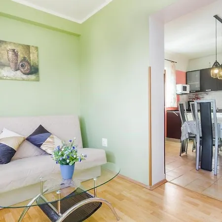 Appartamento Spacious New App For 5 Persons, Close Beach&city *
