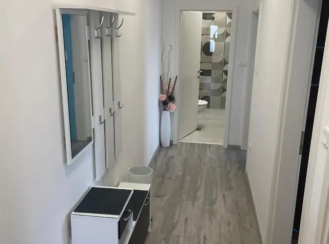 Apartment Spacious New App For 5 Persons, Close Beach&city *