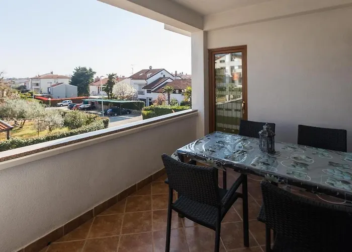 Spacious New App For 5 Persons, Close Beach&city Poreč